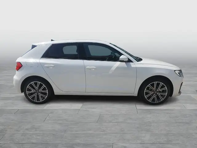 Audi A1 view 6