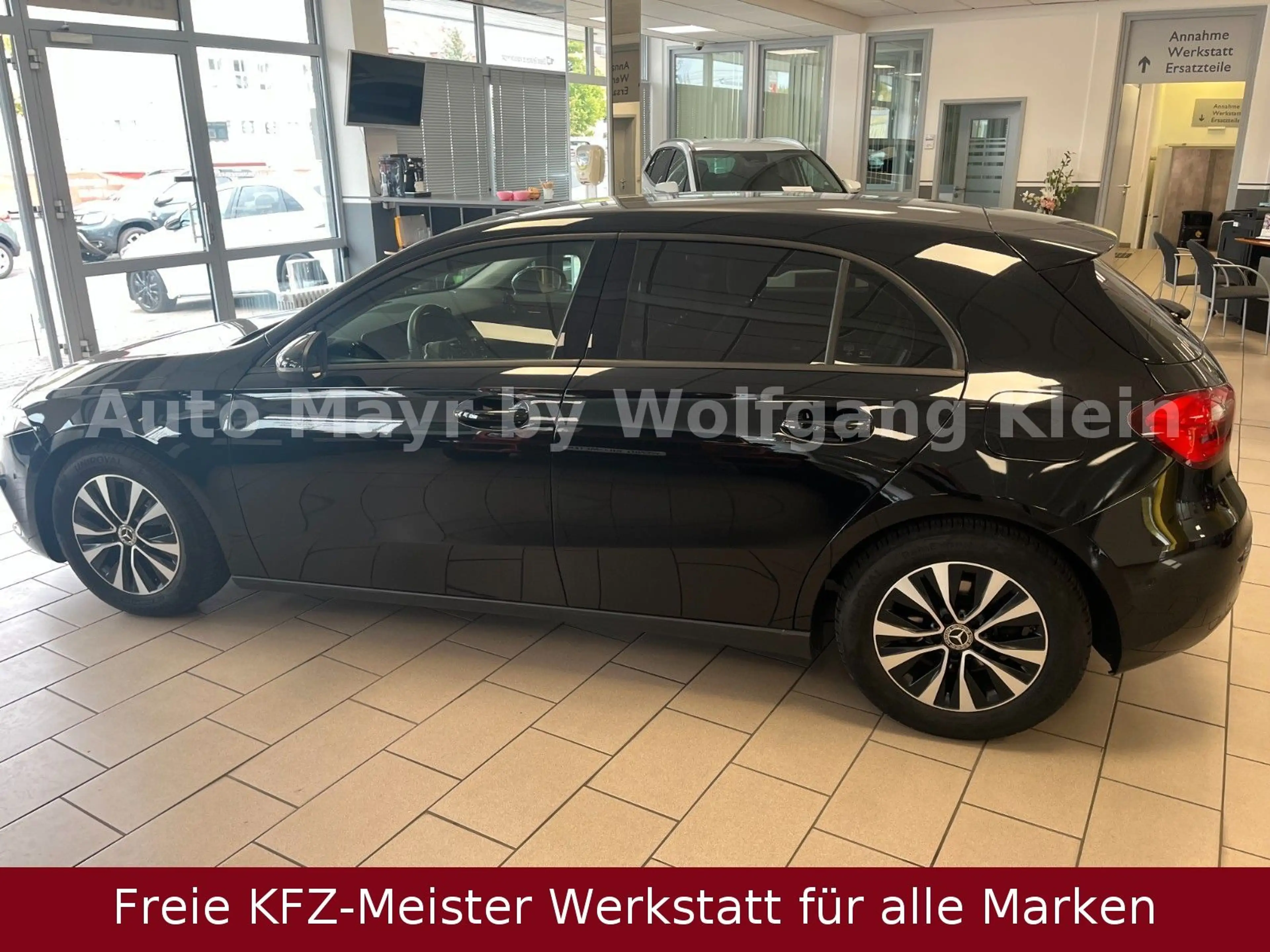 Mercedes-Benz A 180 d, Navi, DAB, ALU, Sitzheizung, Kamera, USB — photo 11