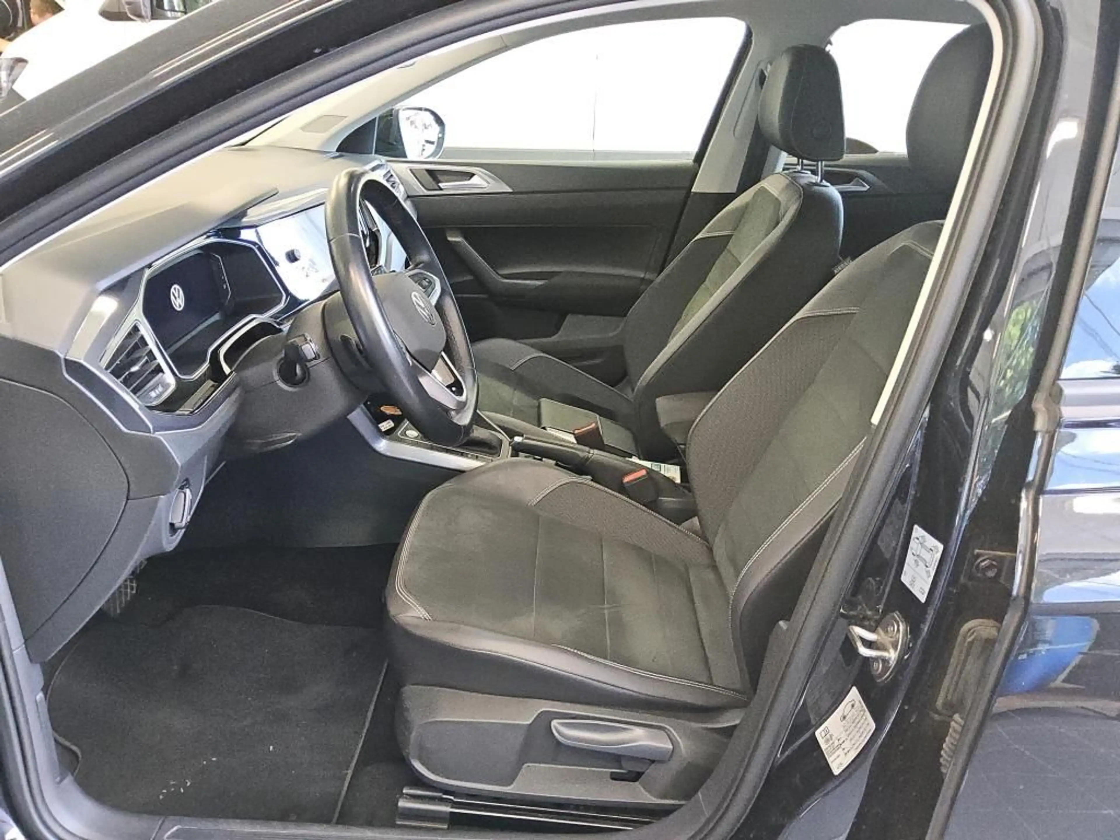 Volkswagen Taigo Style DSG/MATRIX/KAMERA/17ZOLL/SHZ/IQ/NAVI — photo 8
