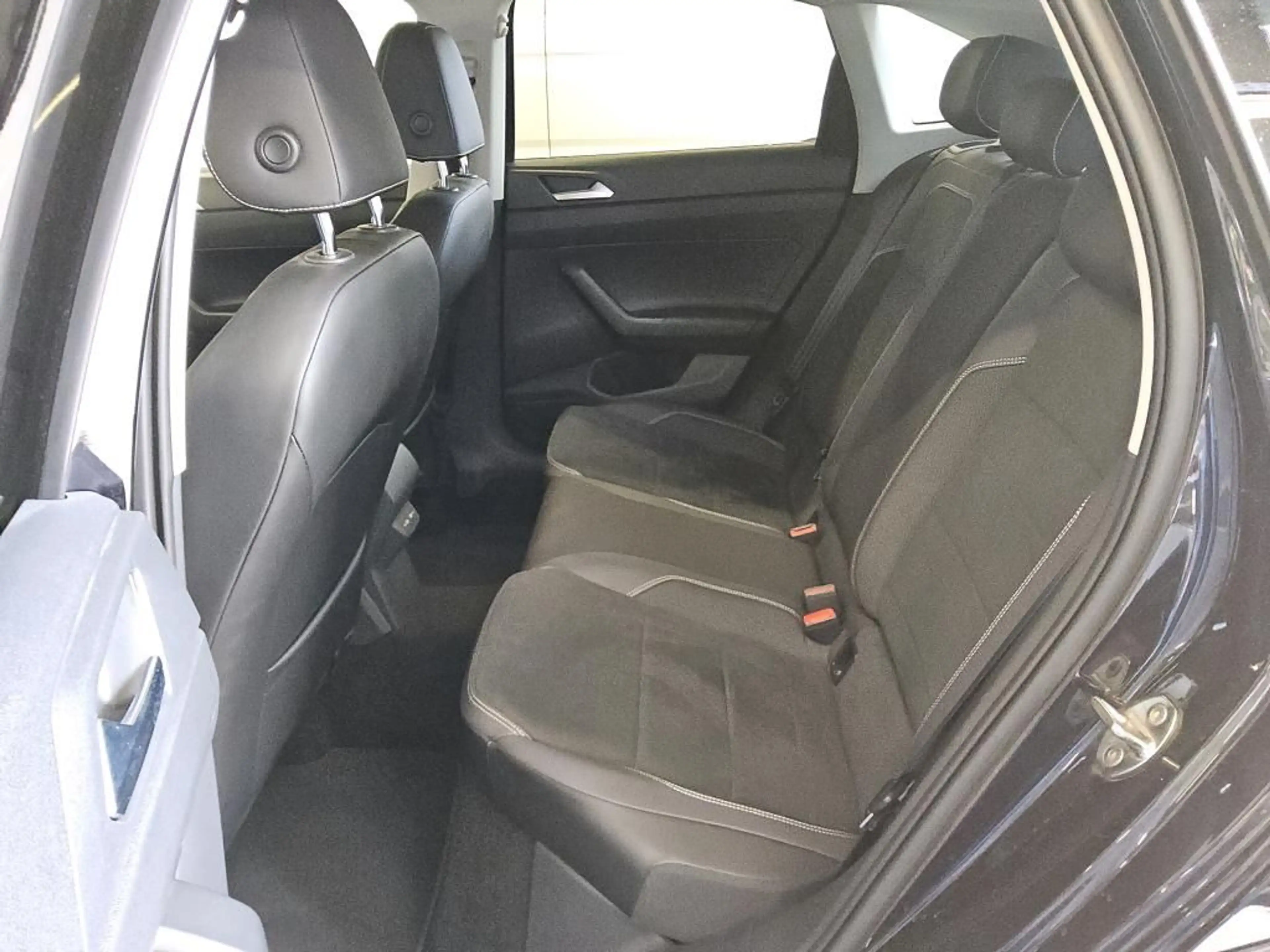 Volkswagen Taigo Style DSG/MATRIX/KAMERA/17ZOLL/SHZ/IQ/NAVI — photo 9