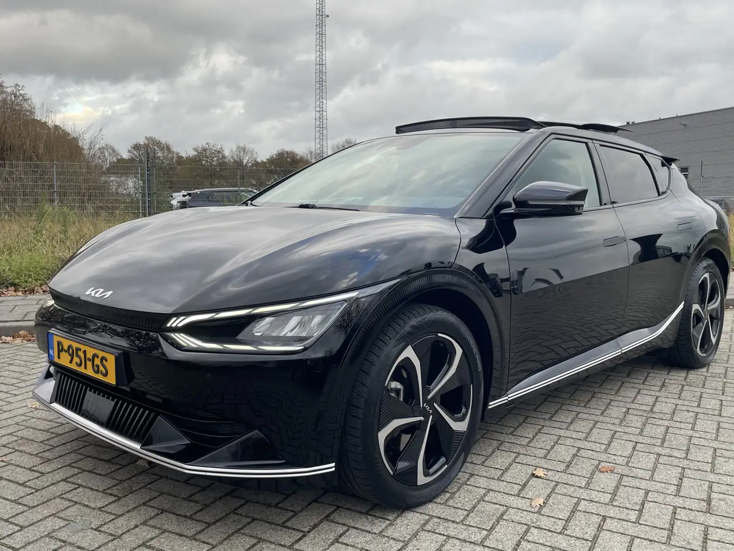Kia EV6 Plus Advanced 77.4 kWh | Elektrische stoelen met g Noir - 2