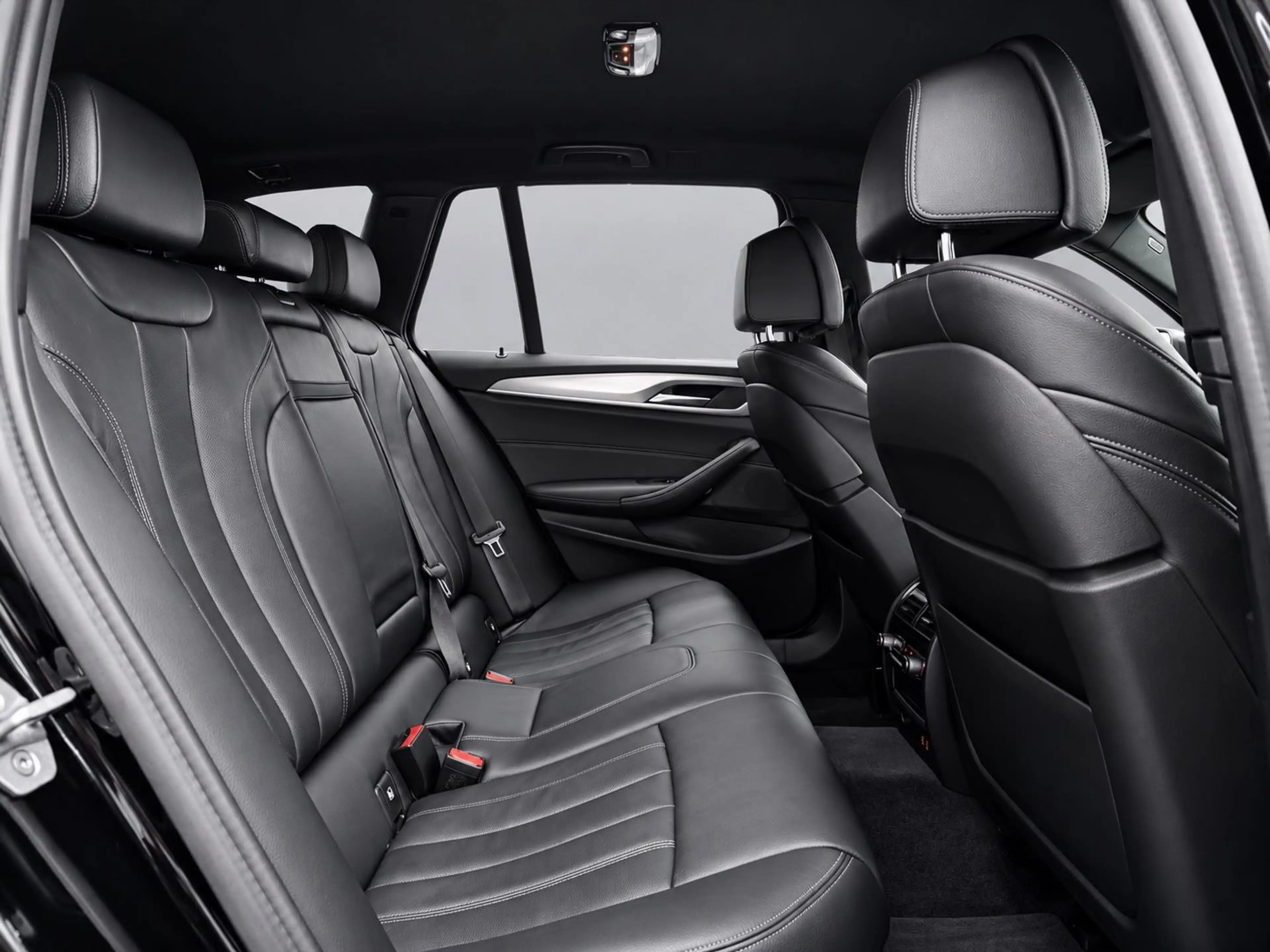 BMW 520 d Touring Steptronic LED*DRIVINGASS*GARANTIE — photo 12