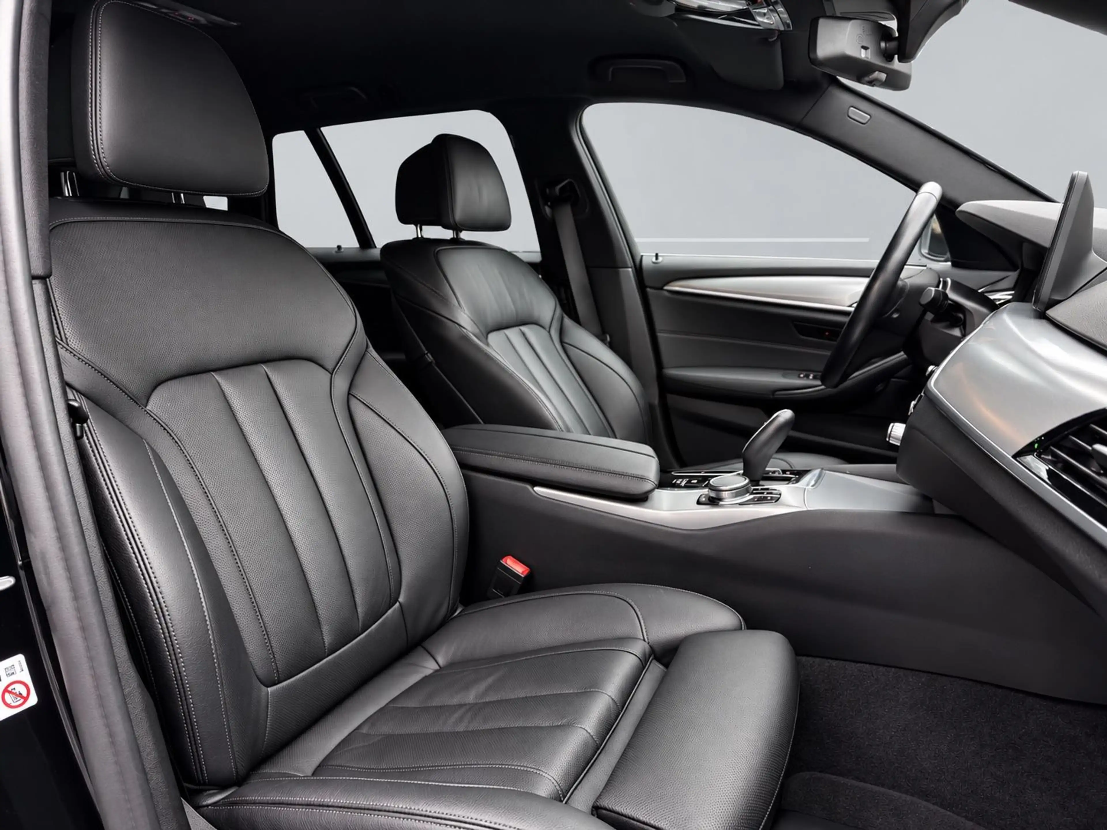 BMW 520 d Touring Steptronic LED*DRIVINGASS*GARANTIE — photo 11