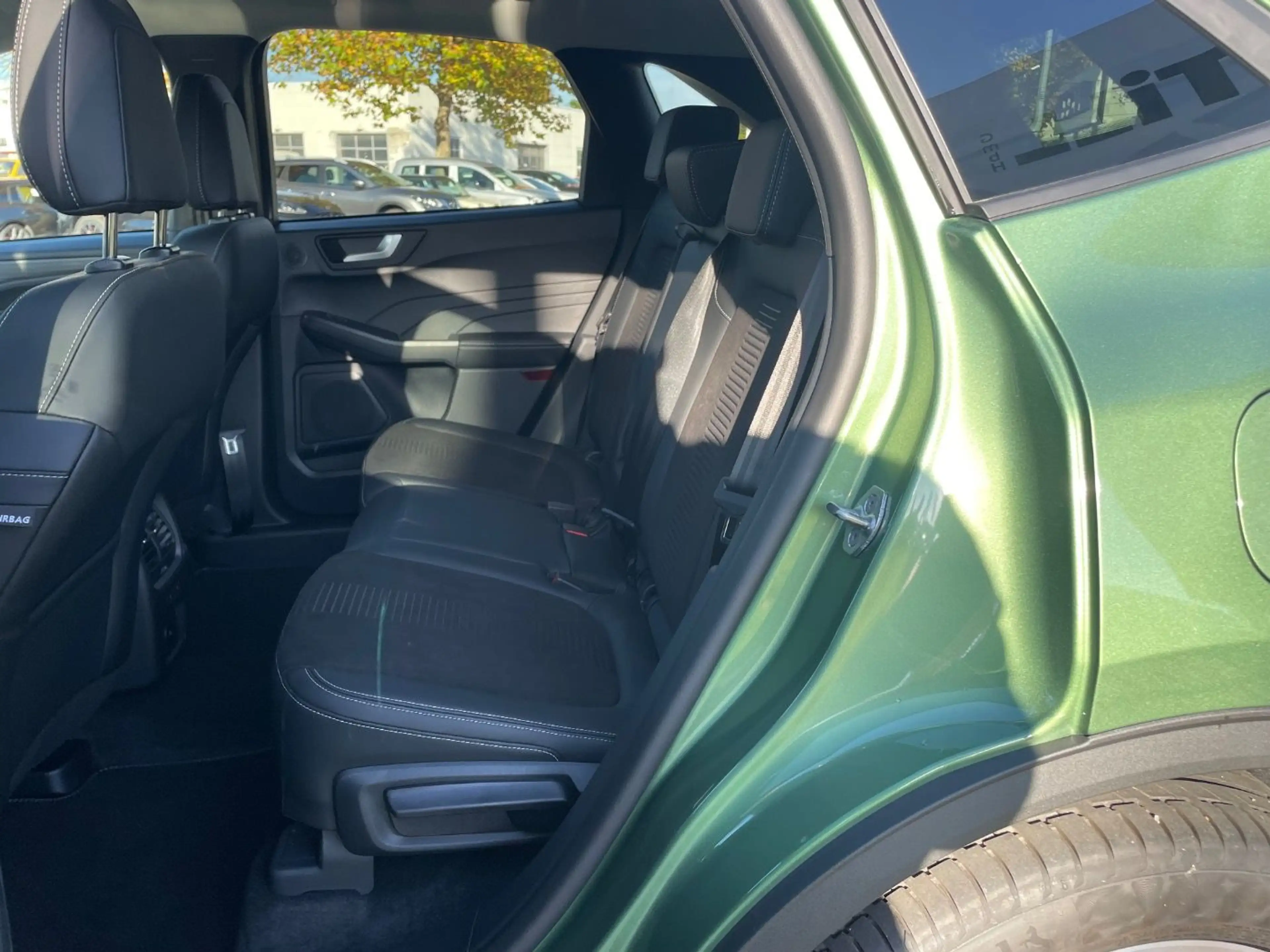 Ford Kuga Active X 2.5 Hybrid AWD PANO*IACC*AHK*360* — photo 27
