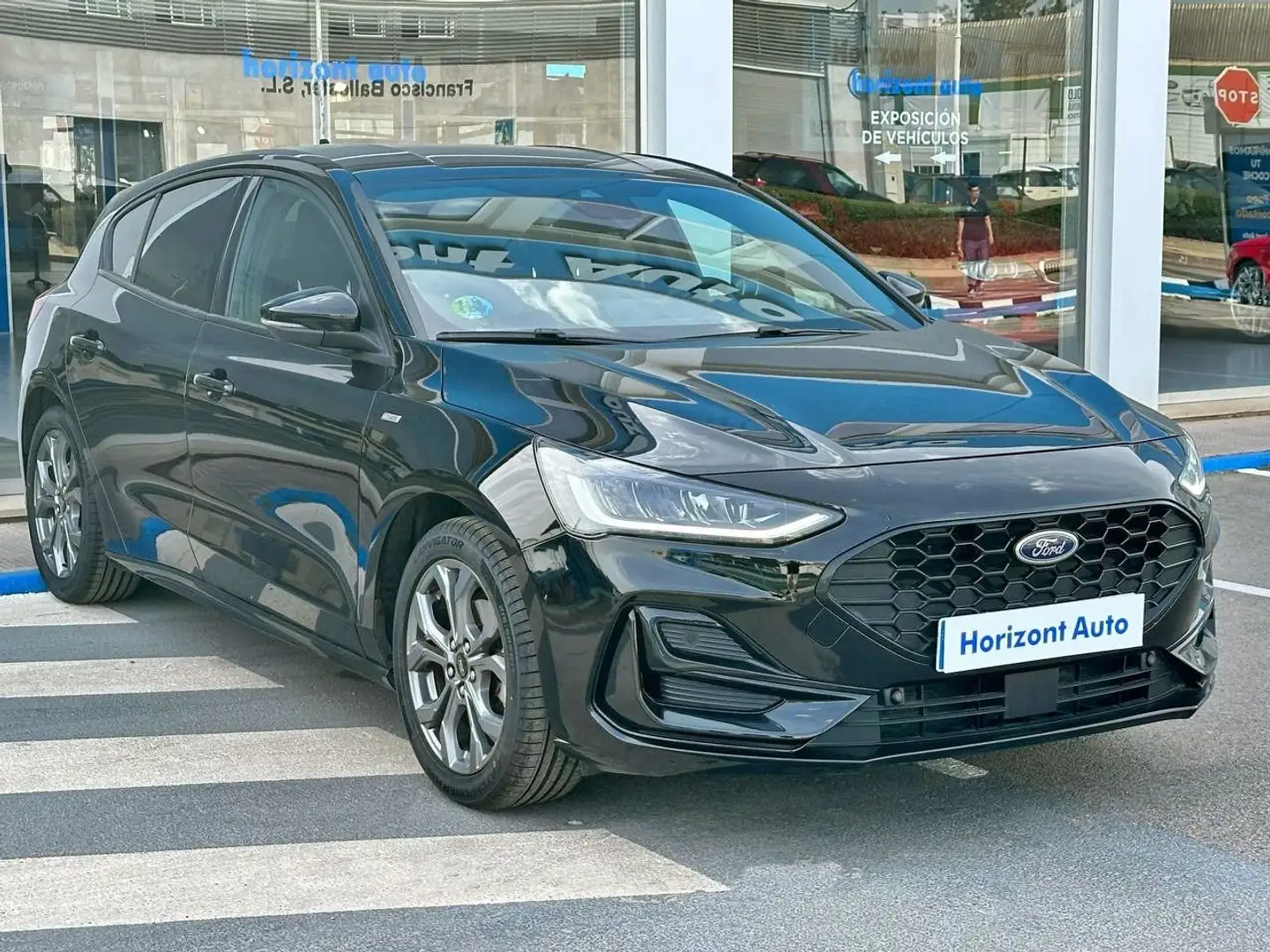 Ford Focus ST Line Blanc - 1