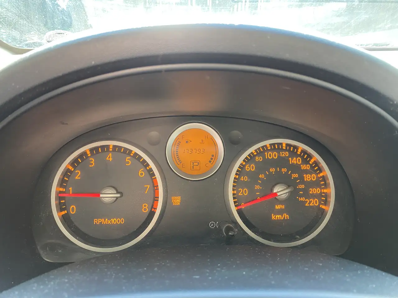 n Sentra снимка n Sentra