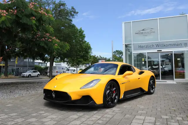 Maserati MC20 /Außen-Carbon Paket/Lift/Sonos/Sonderleasing