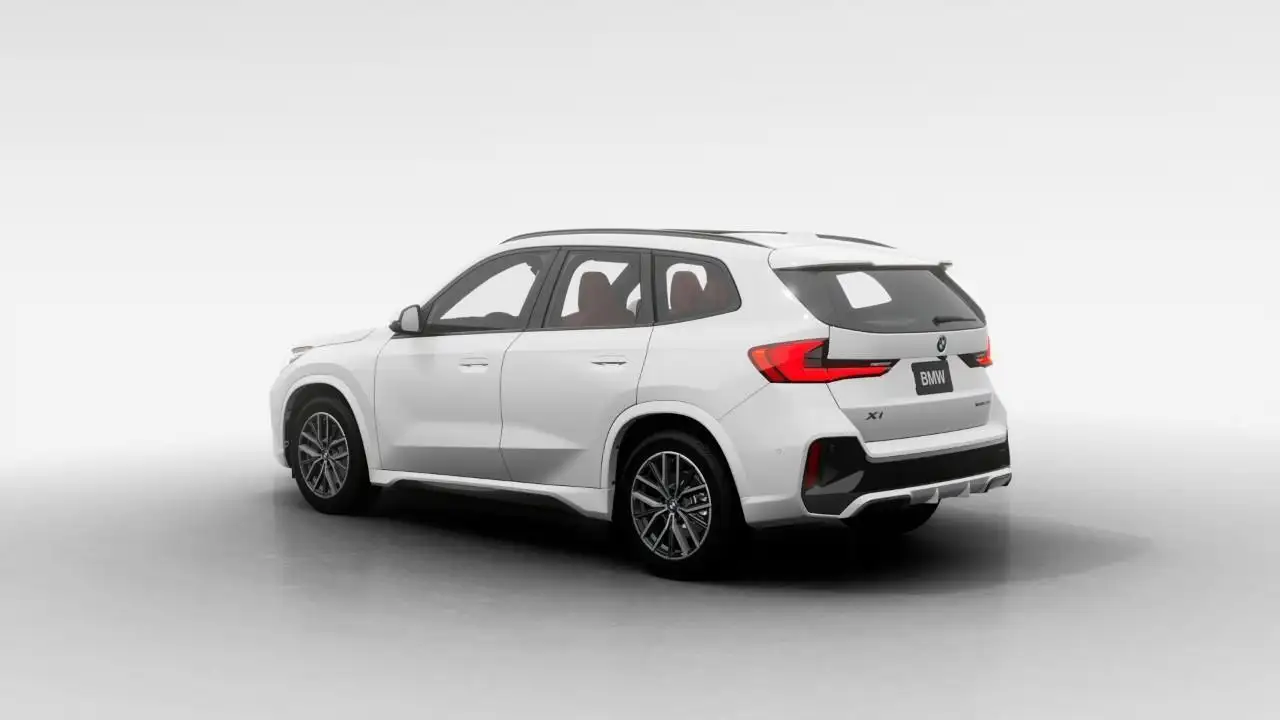 BMW X1 снимка BMW X1