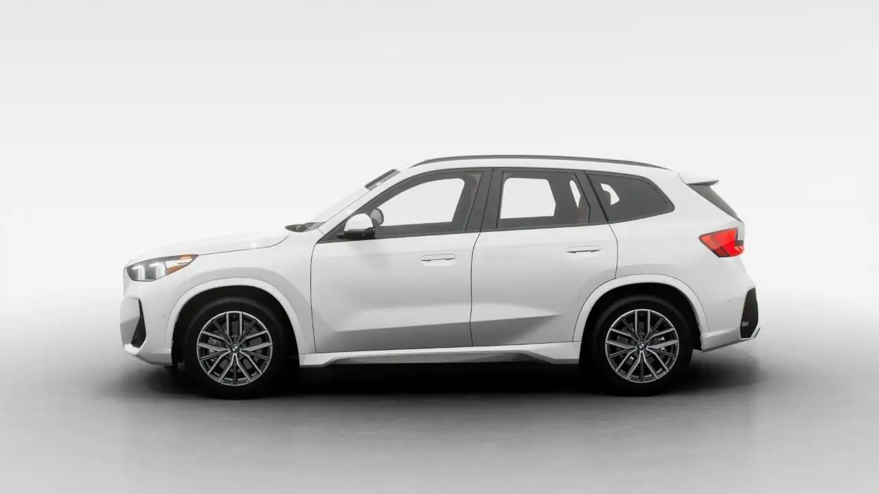BMW X1 снимка BMW X1