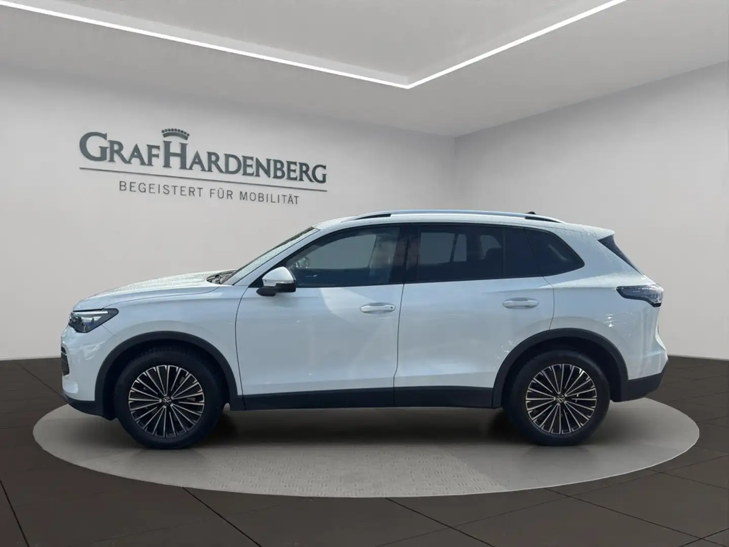 Volkswagen Tiguan Life 2.0 TDI DSG neues Modell Navi AHK Weiß - 2