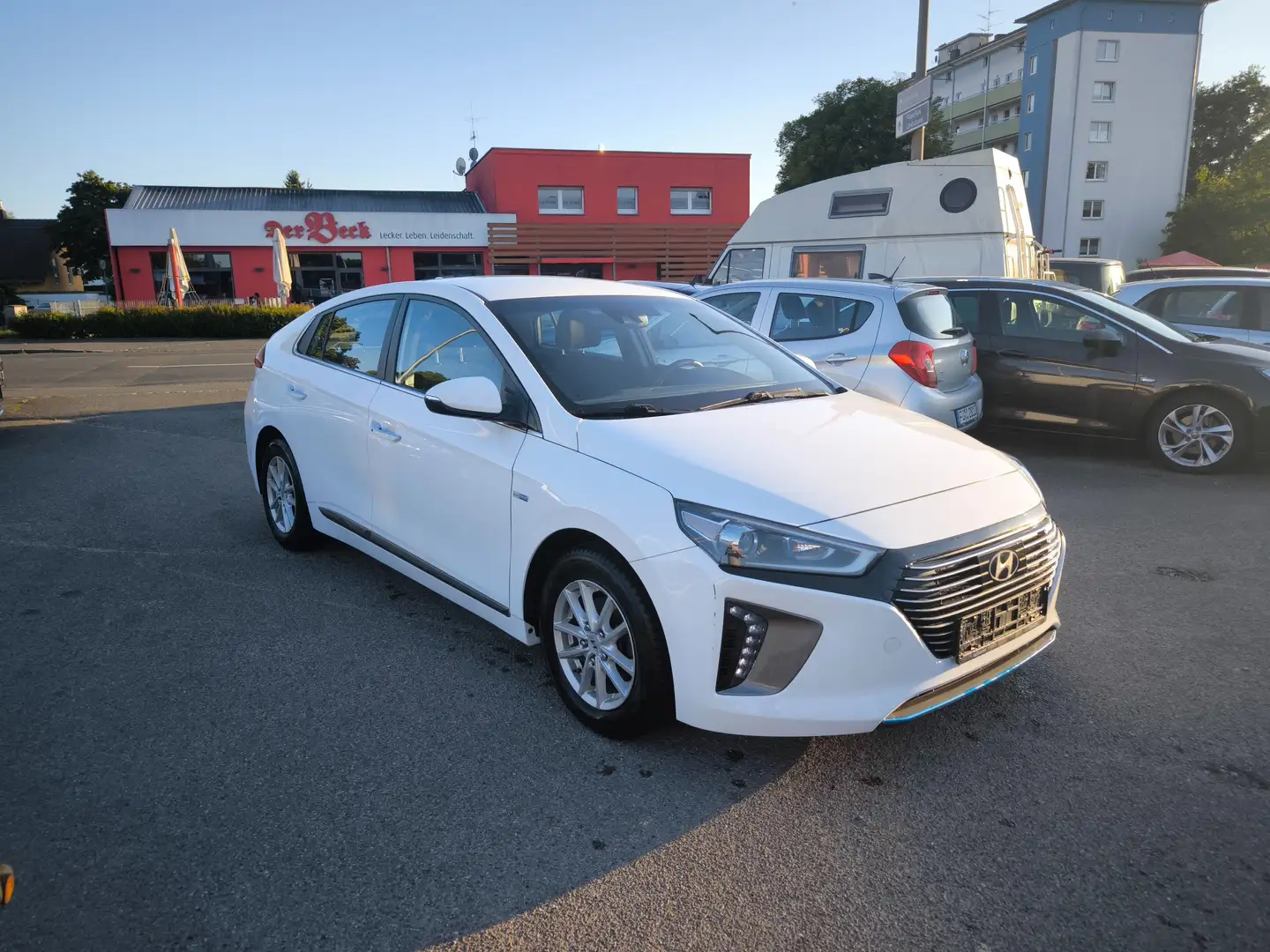 Hyundai IONIQ Trend Hybrid Sonderausstattung Wit - 2