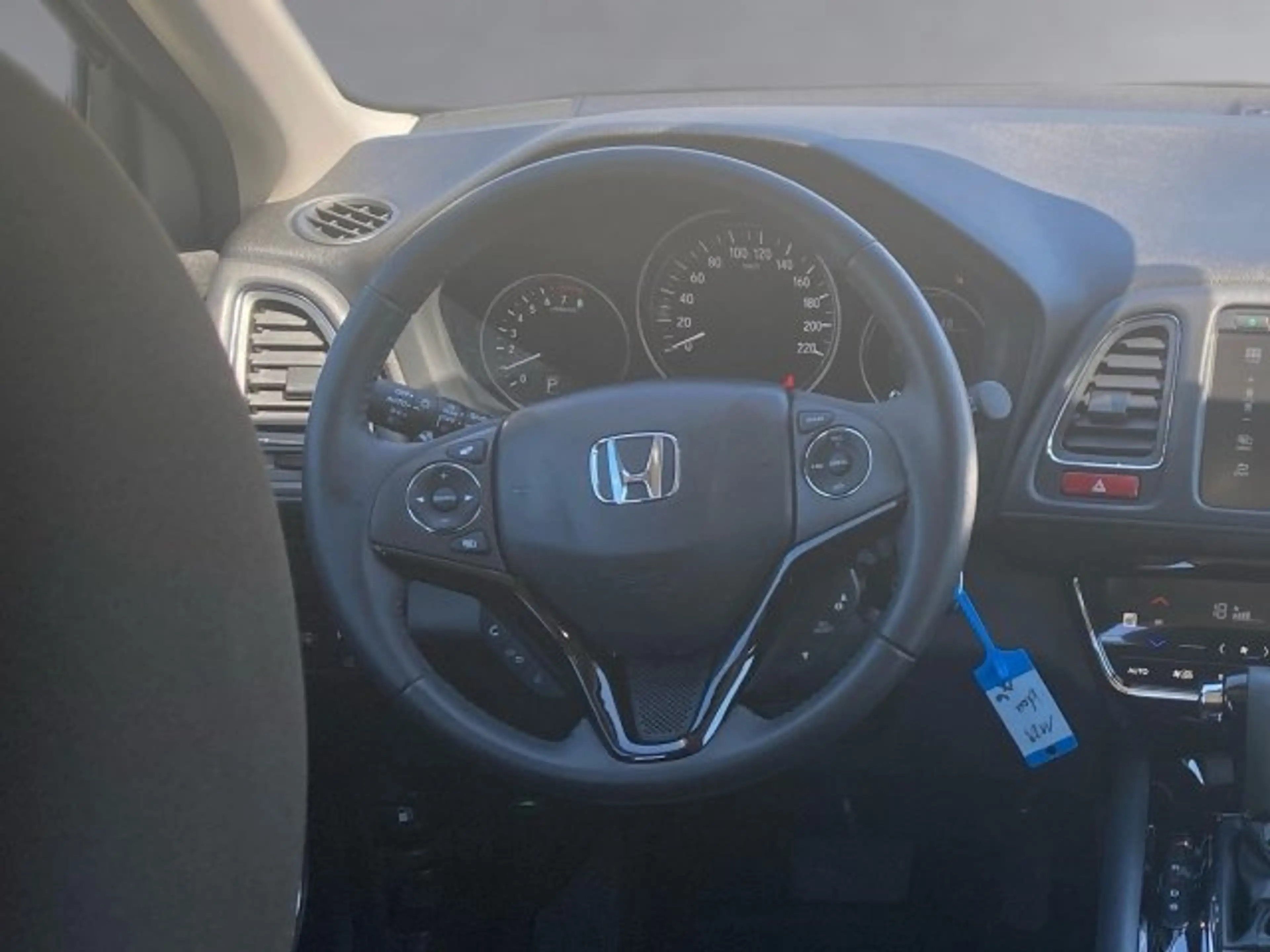 Honda HR-V 1,5 i-VTEC Eleg — photo 10
