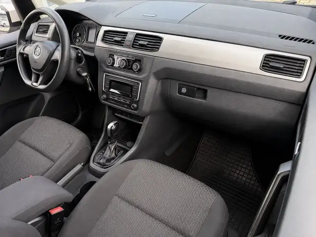 Volkswagen Caddy view 10