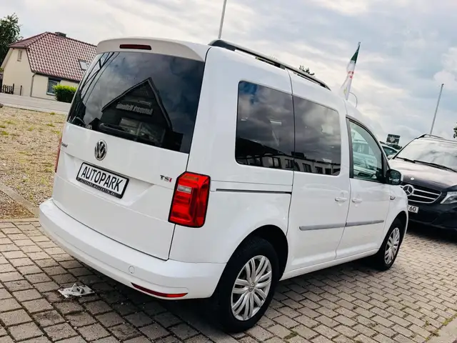 Volkswagen Caddy view 6