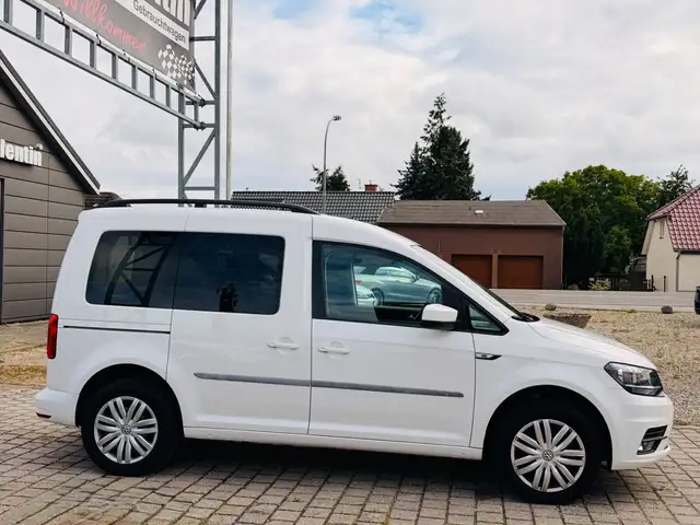 Volkswagen Caddy view 7