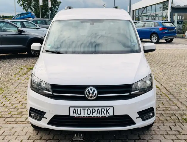 Volkswagen Caddy view 2