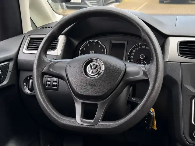 Volkswagen Caddy view 15