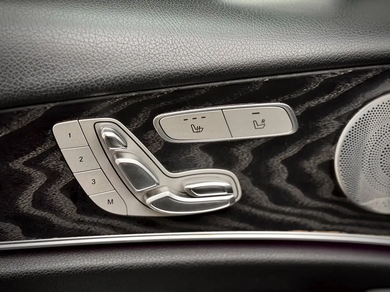 Mercedes-Benz E-Class fotografie Mercedes-Benz E-Class