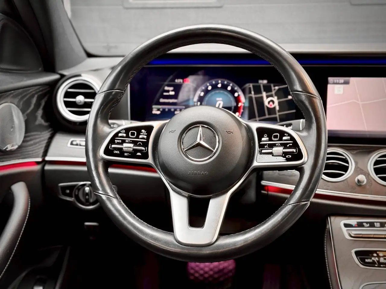 Mercedes-Benz E-Class fotografie Mercedes-Benz E-Class