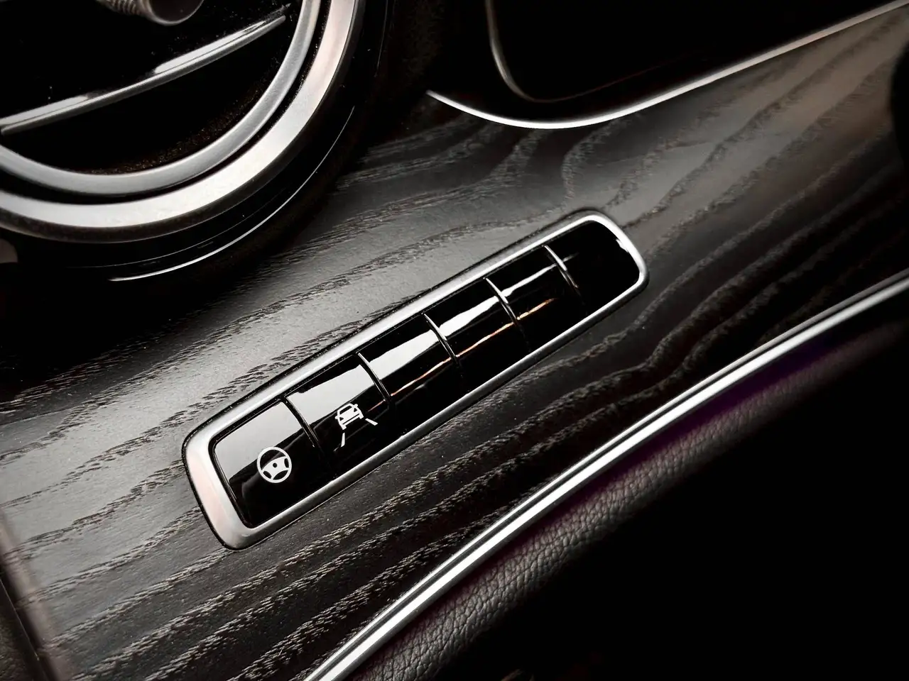 Mercedes-Benz E-Class fotografie Mercedes-Benz E-Class