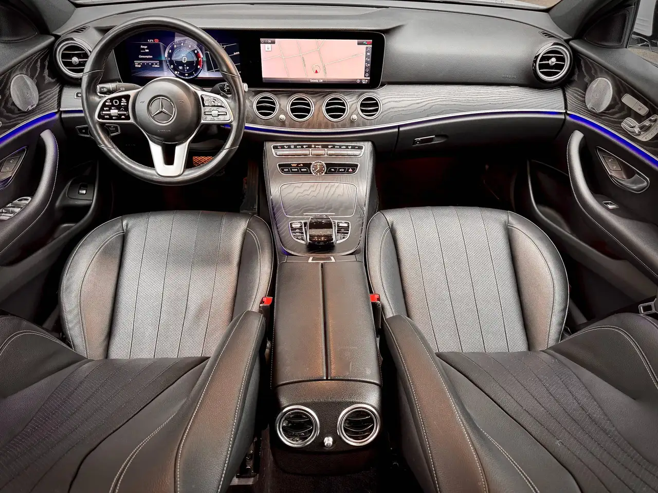 Mercedes-Benz E-Class fotografie Mercedes-Benz E-Class