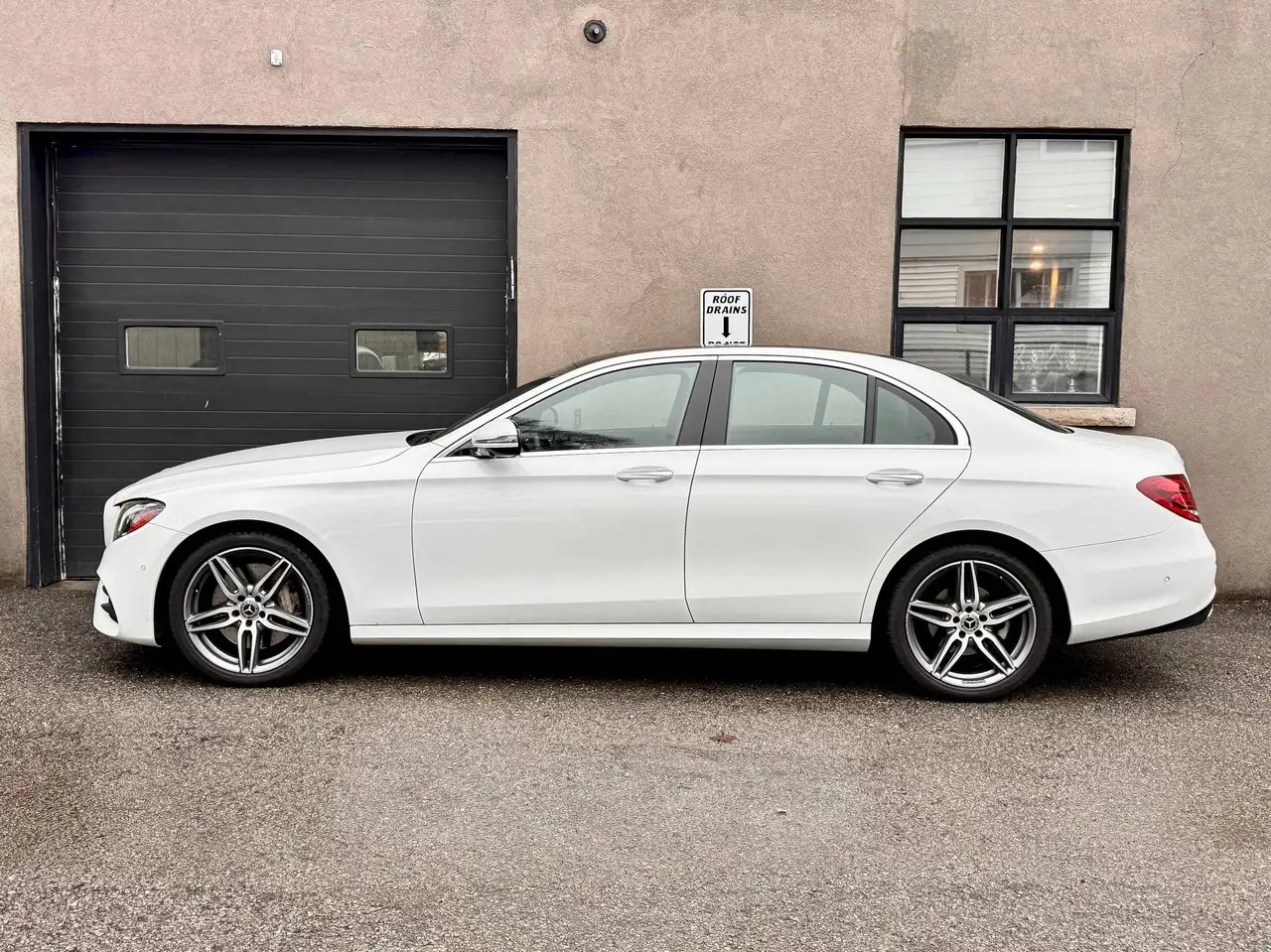 Mercedes-Benz E-Class fotografie Mercedes-Benz E-Class