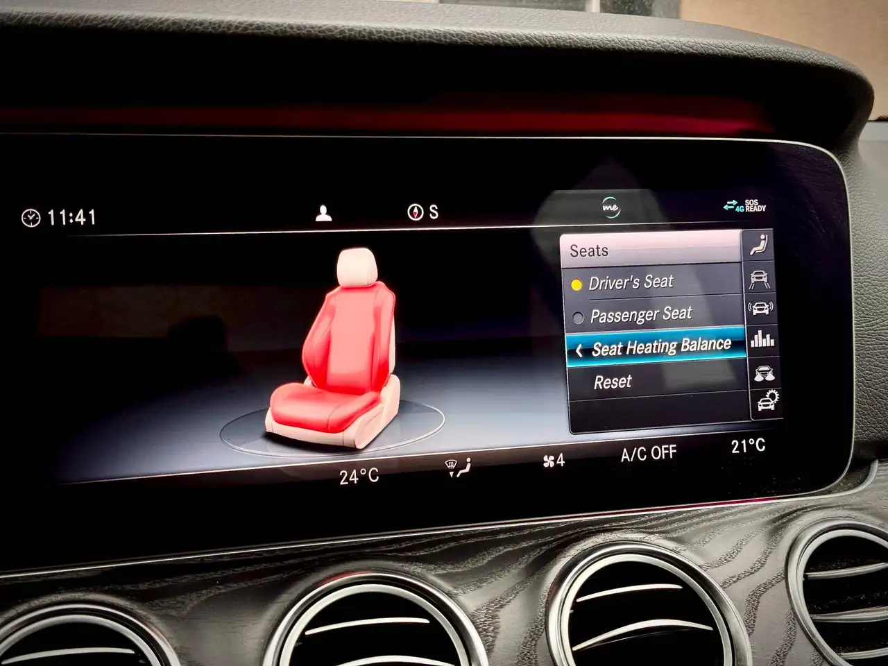 Mercedes-Benz E-Class fotografie Mercedes-Benz E-Class