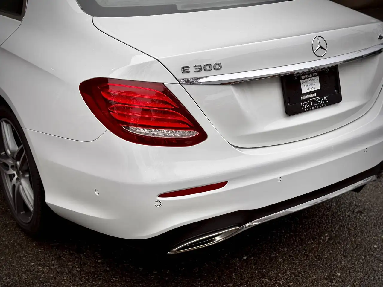 Mercedes-Benz E-Class fotografie Mercedes-Benz E-Class