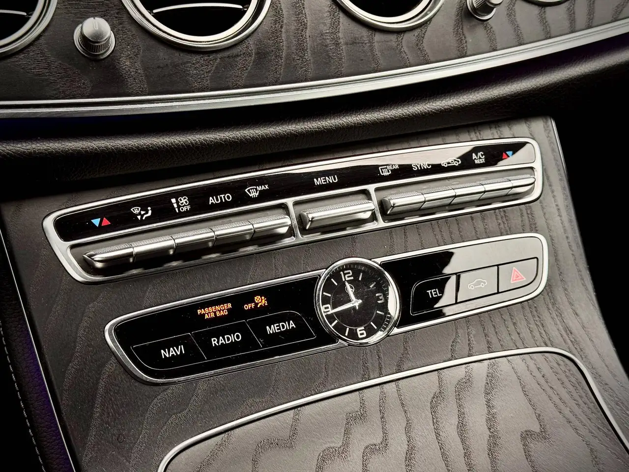Mercedes-Benz E-Class fotografie Mercedes-Benz E-Class