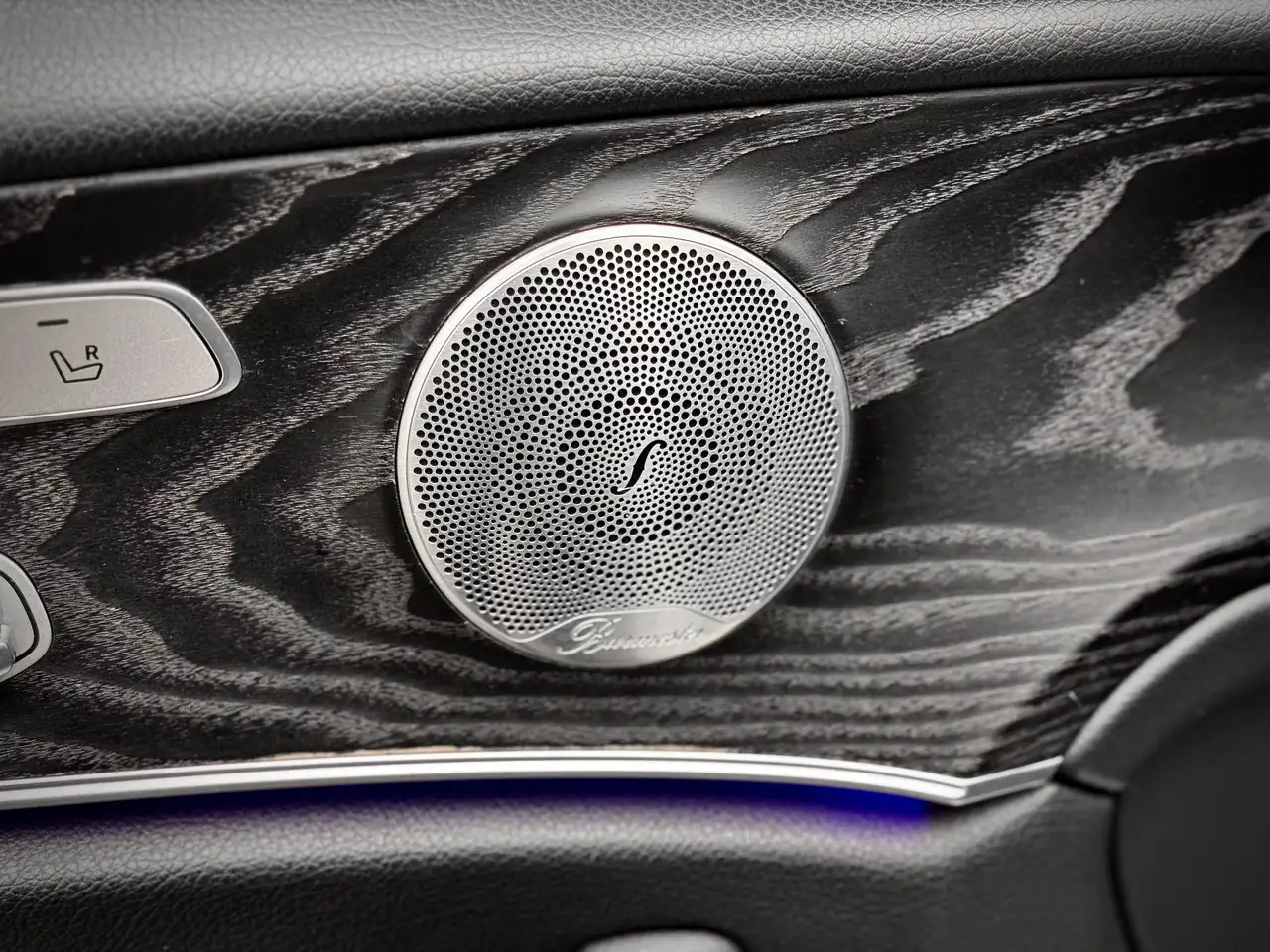 Mercedes-Benz E-Class fotografie Mercedes-Benz E-Class