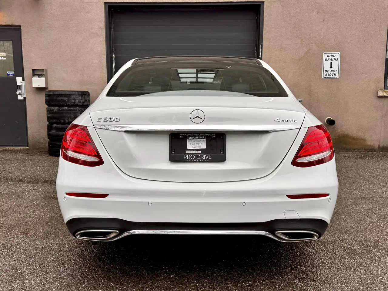 Mercedes-Benz E-Class fotografie Mercedes-Benz E-Class