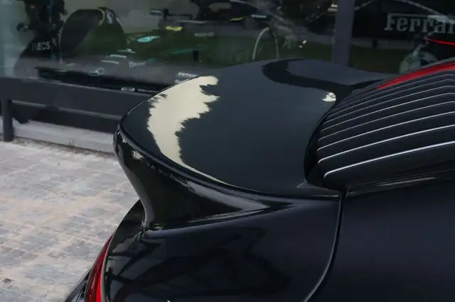 Porsche 992 view 11