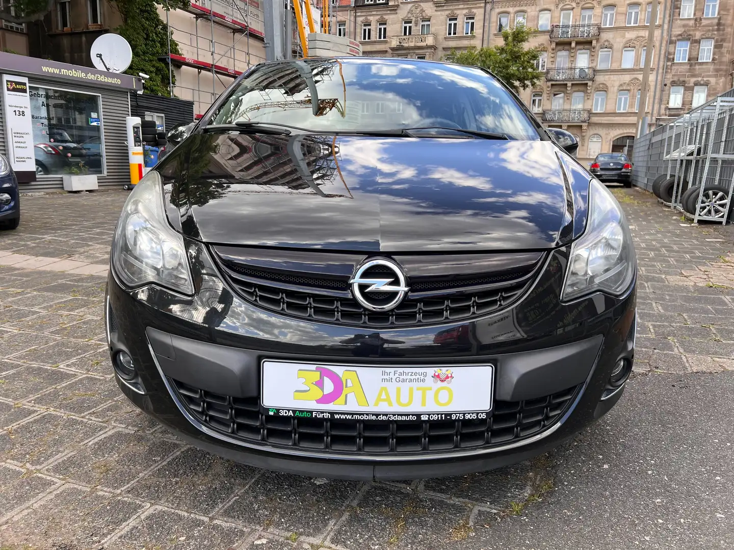 Opel Corsa D 1.4 Color Edition Klima SHZ Zwart - 1