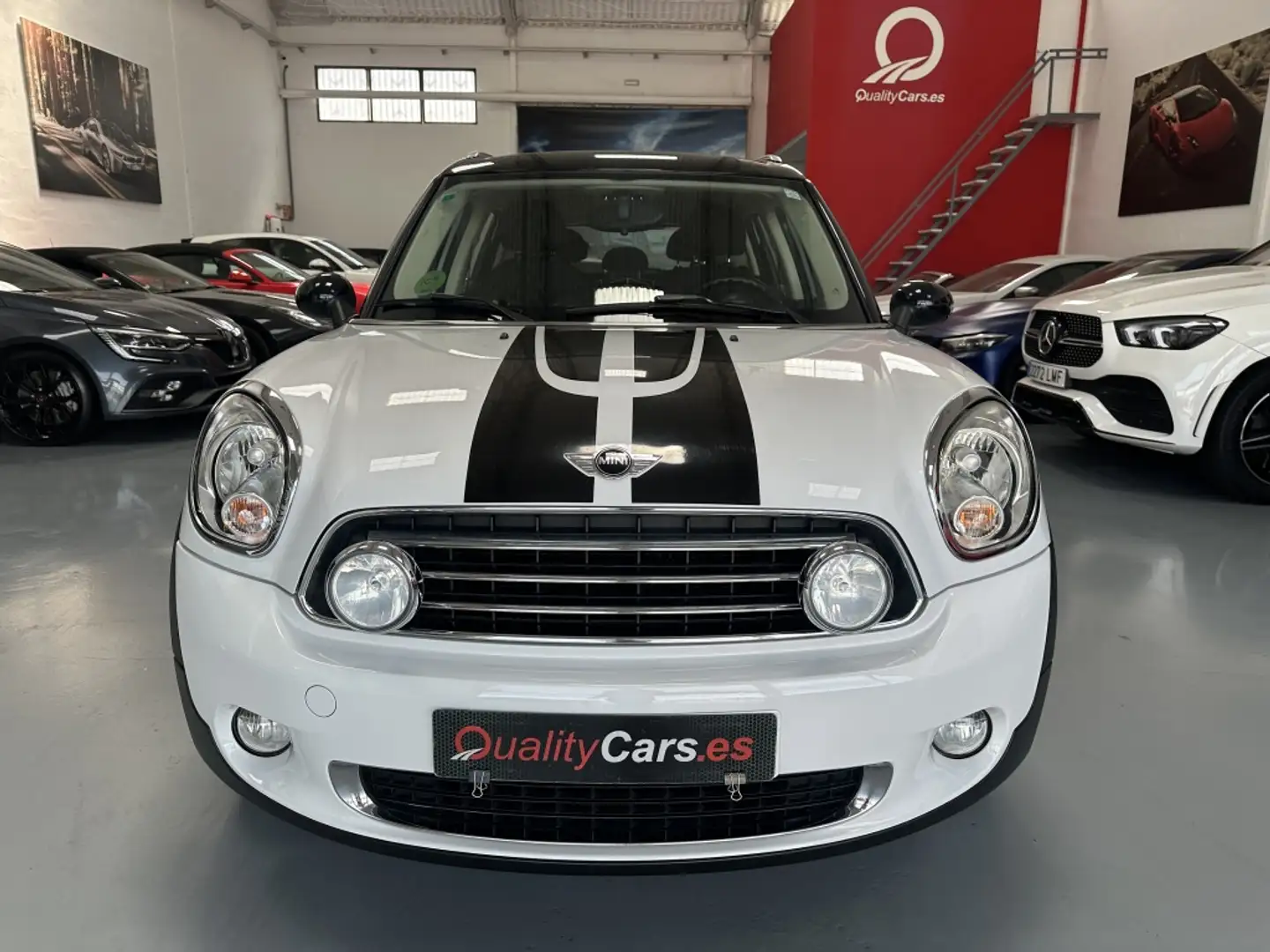MINI Cooper Countryman Bílá - 2