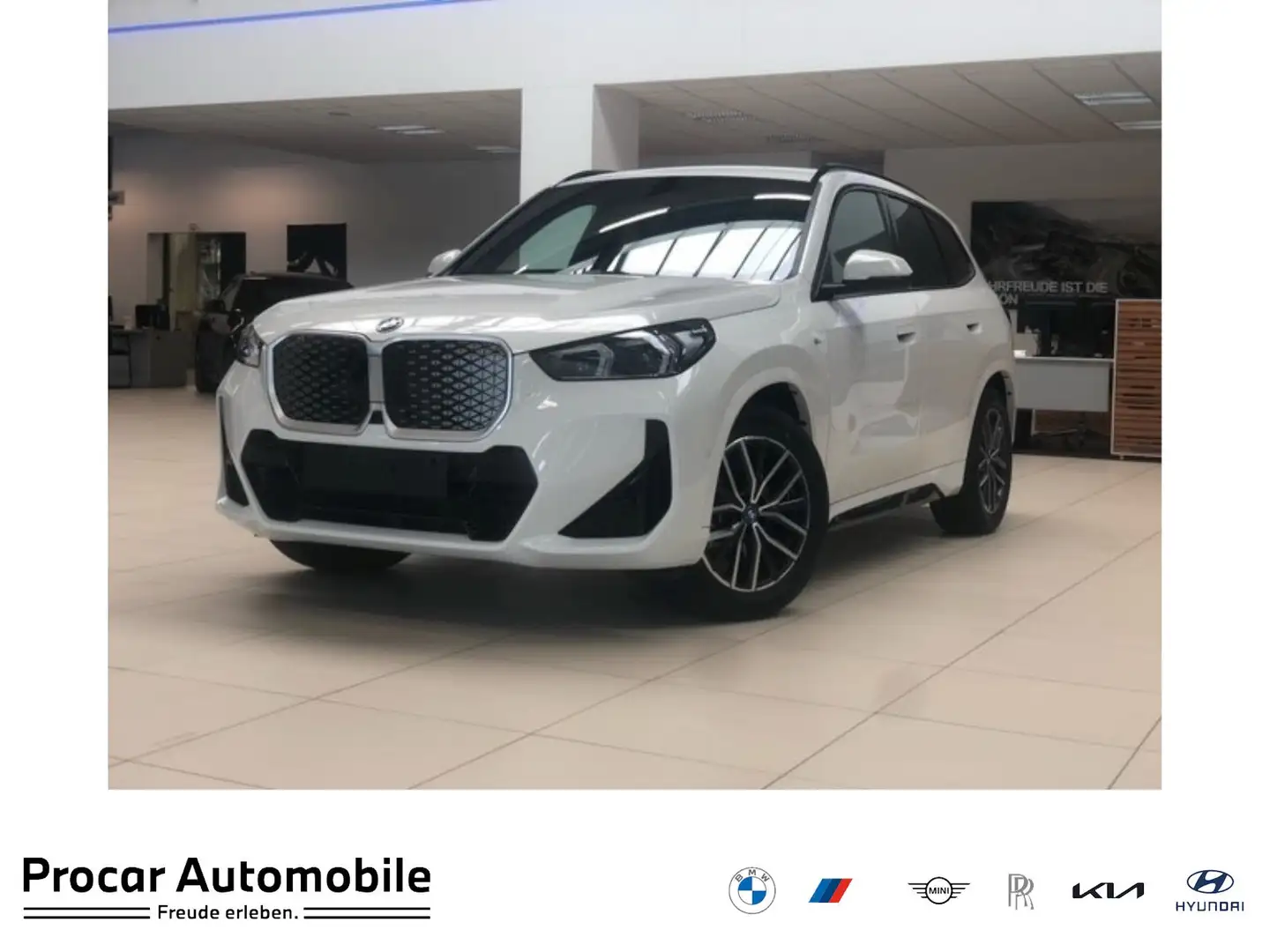 BMW iX1 eDrive20 M Sport+HUD+ACC+AHK+NAVI+LED+SHZ+PA+uvm. Weiß - 1