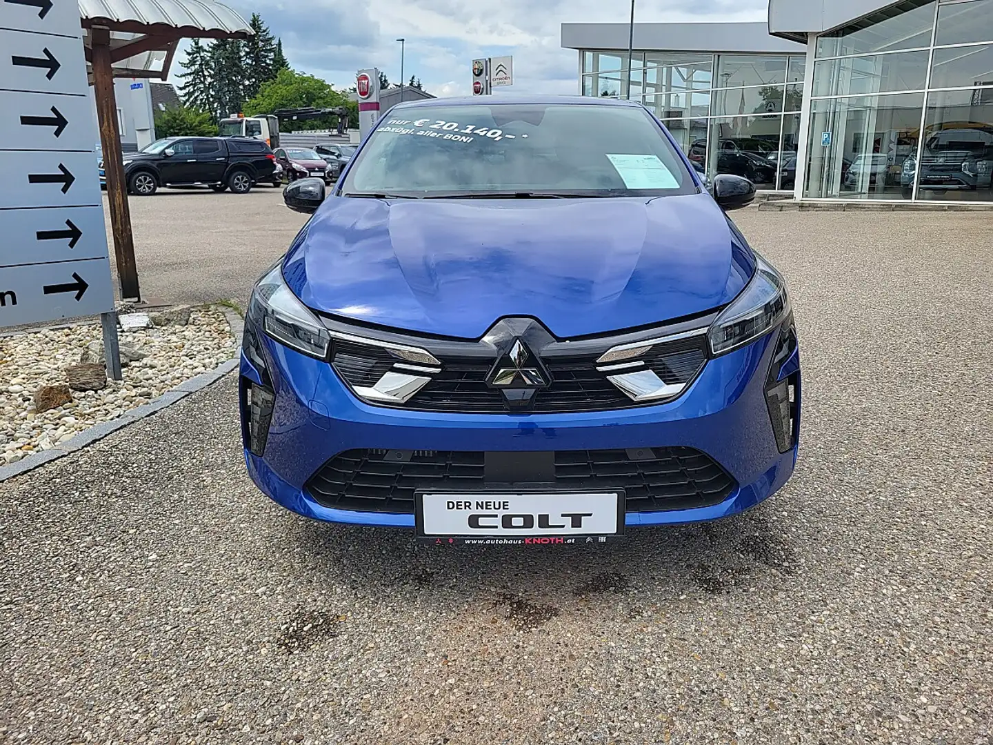 Mitsubishi Colt 1,0 MPI-T Intense Blau - 2