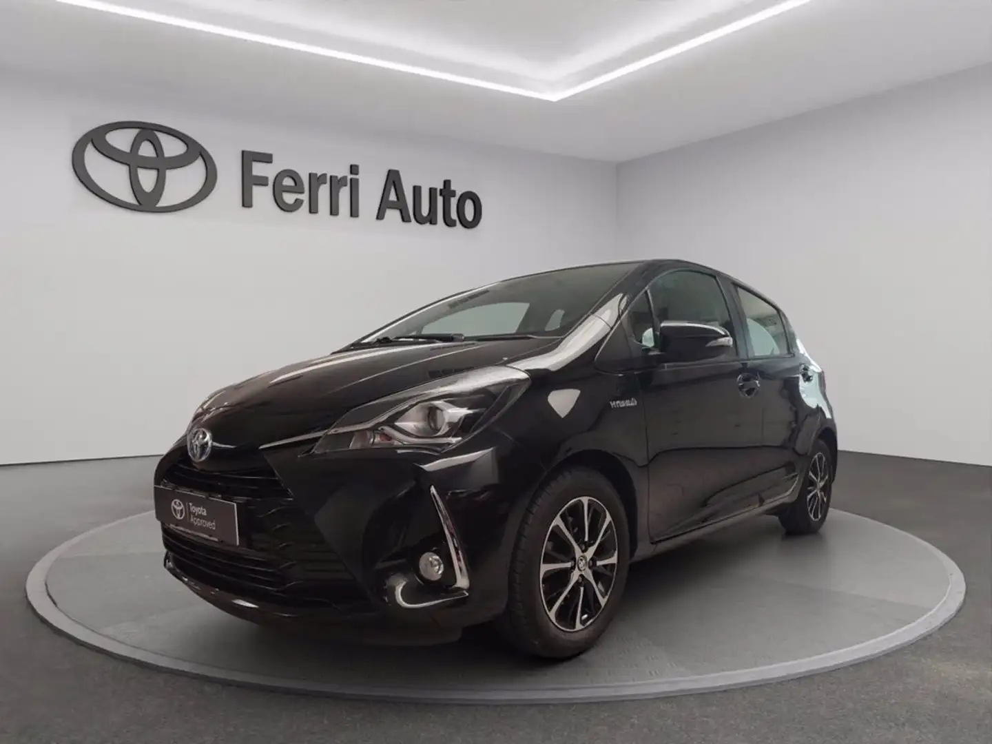 Toyota Yaris 5p 1.5h active Schwarz - 1