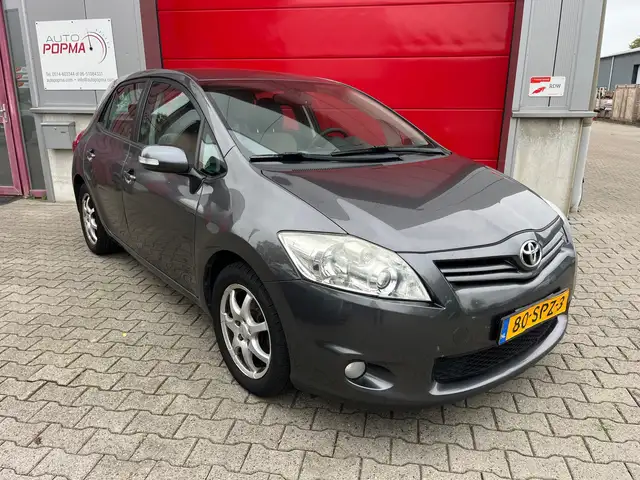 Toyota Auris 1.6 132pk Dynamic Automaat / ALLEEN VOOR OVERNAME
