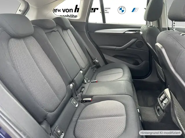 BMW X1 view 8