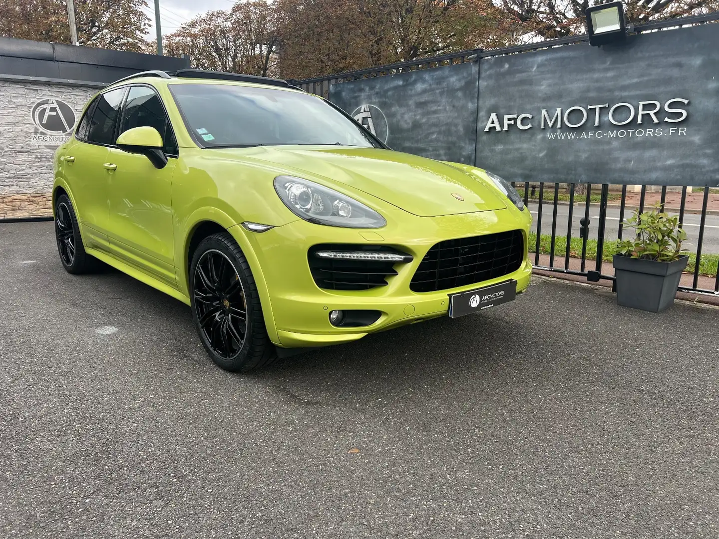 Porsche Cayenne GTS 420 Ch Tiptronic Verde - 1