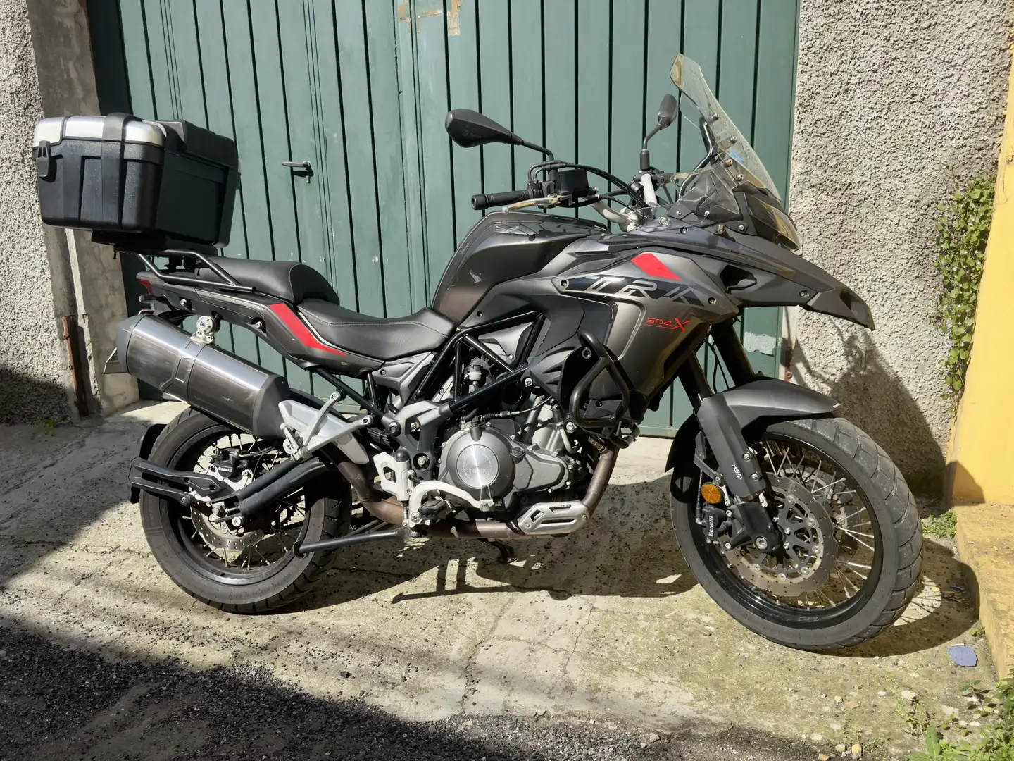 Benelli TRK 502 x - 1