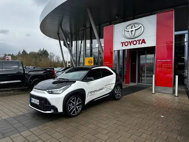 Toyota Aygo X Hybrid GR SPORT, FALTDACH, JBL,LED,KAMERA