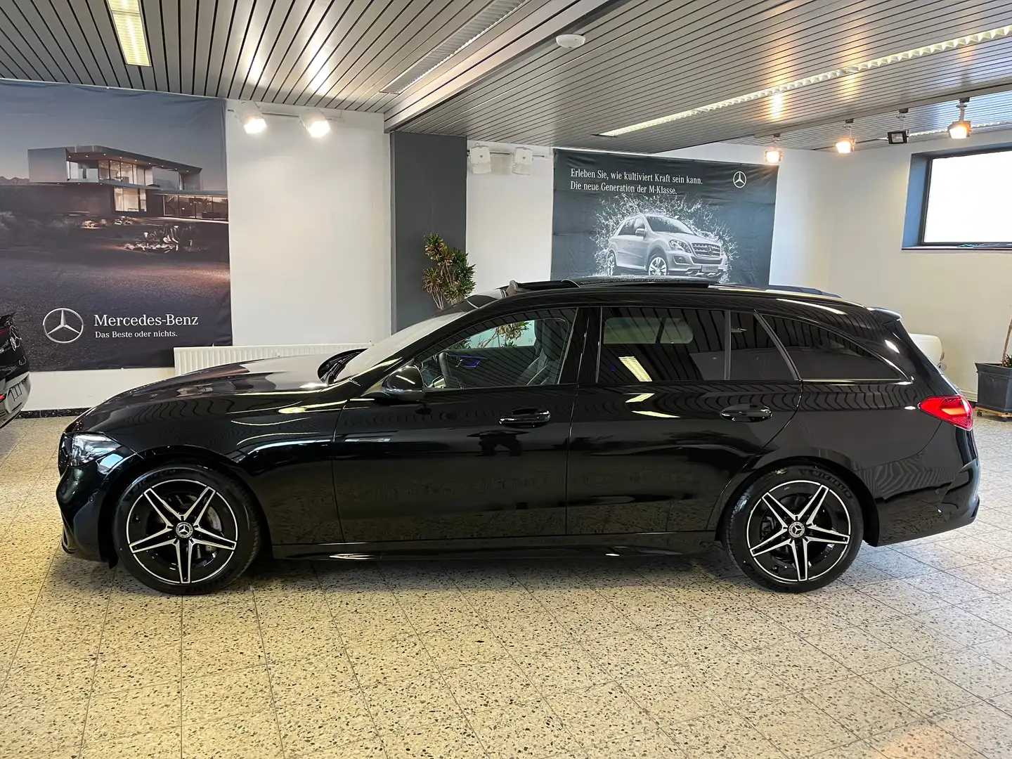Mercedes-Benz C 180 T AMG Night NAV/MEMORY/LED/TW/SPUR/PTS/PSD/KAMERA Schwarz - 1