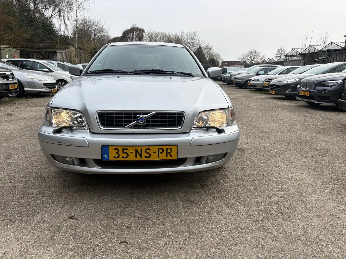 Volvo S40 1.8 Europa NIEUWE APK | INRUILKOOPJE | AIRCO | Gris - 2