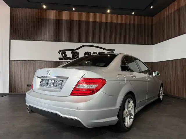 Mercedes-Benz C-Class view 6