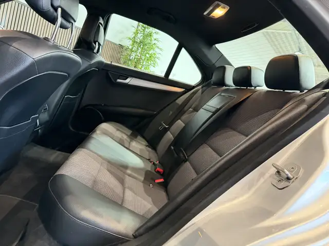 Mercedes-Benz C-Class view 15