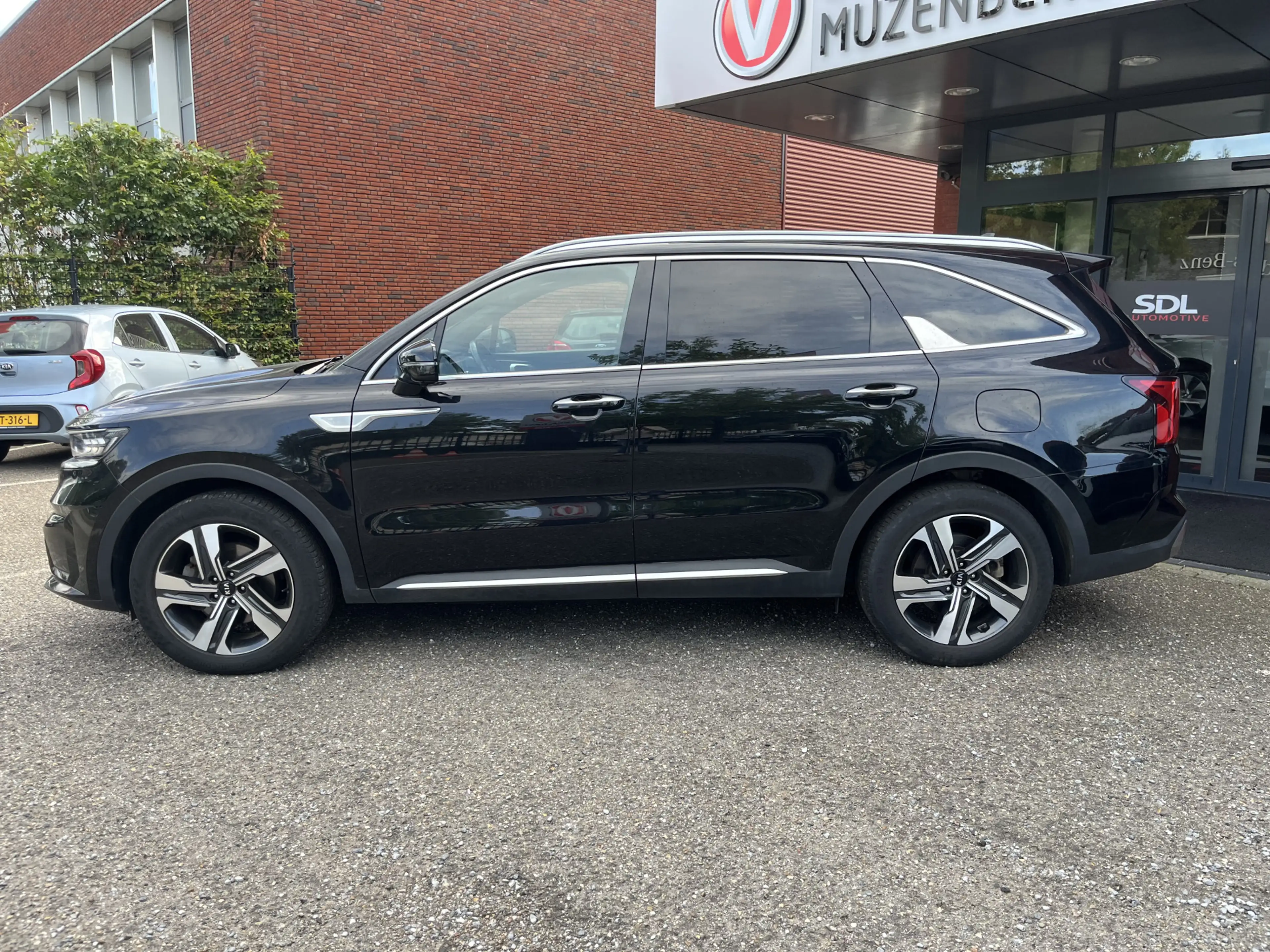 Kia Sorento 1.6 T-GDI Plug-in Hybrid 4WD ExecutiveLine 7p. FUL — photo 3