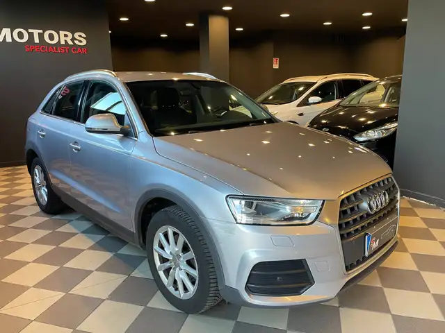 Audi Q3 2.0 tdi Design 120cv