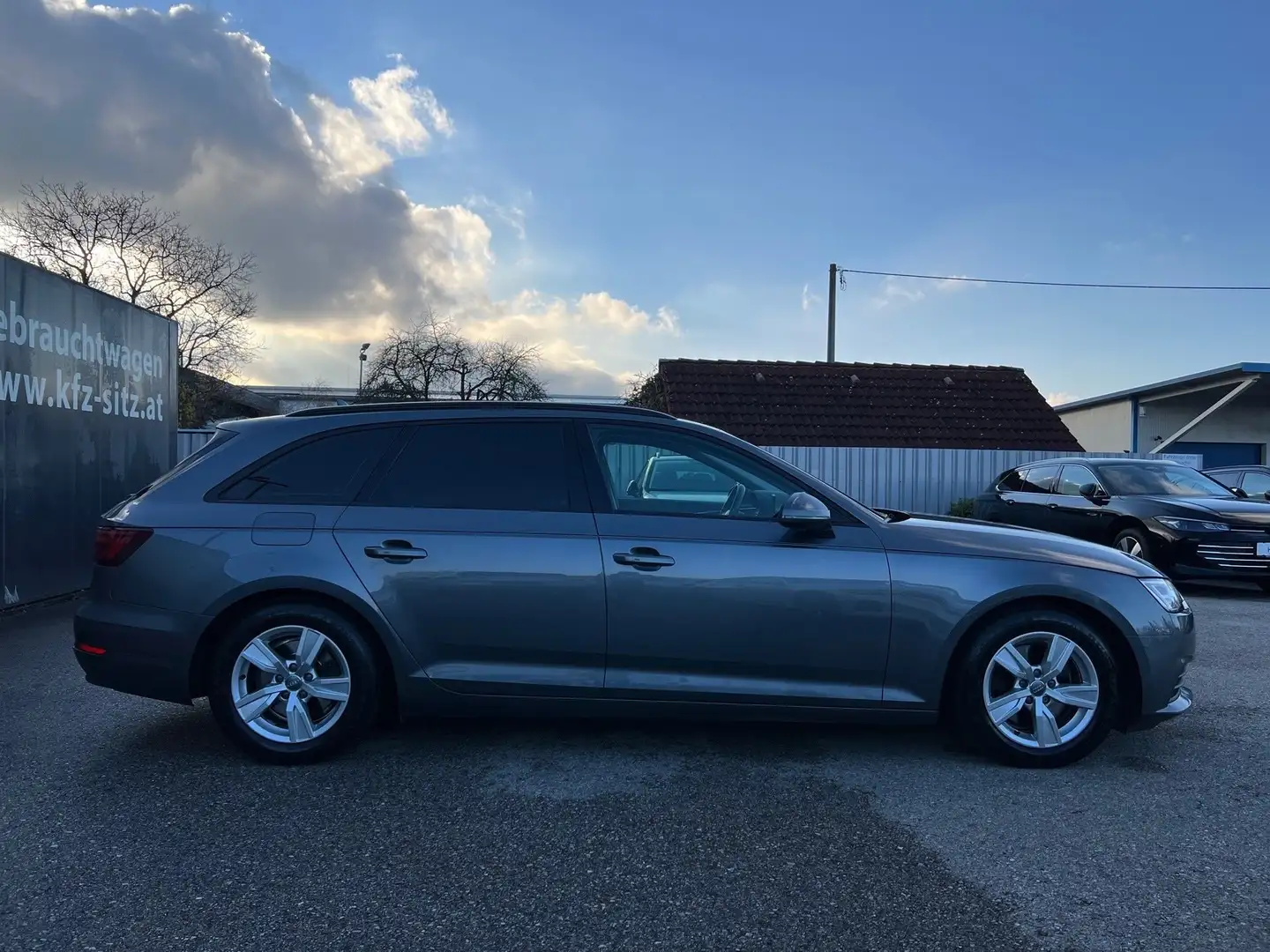 Audi A4 Avant 2,0 TDI S-tronic Gris - 2