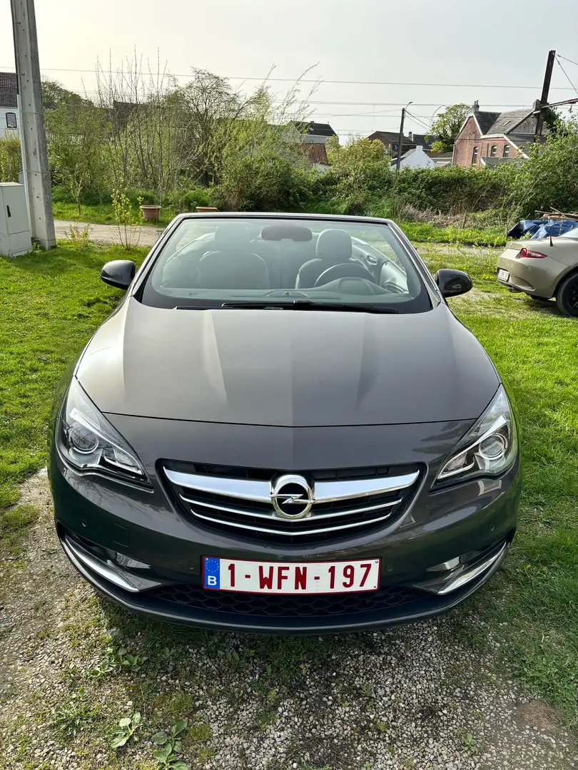 Opel Cascada 1.4 Turbo Gris - 1